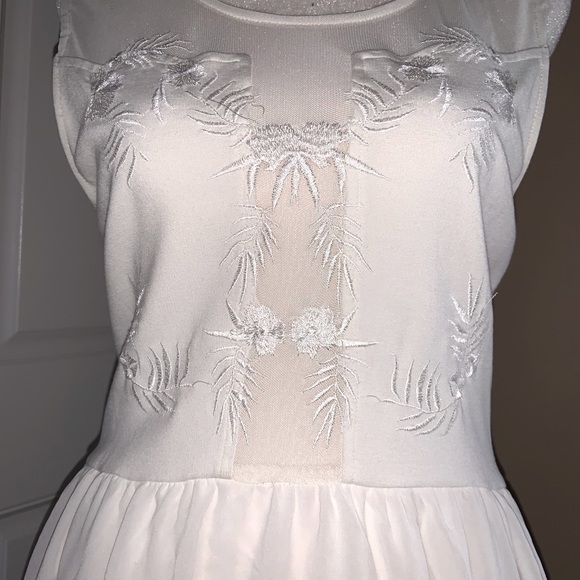 Dress - Picture 2 of 5